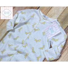 Kissy Kissy converter gown NB