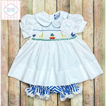 Carriage Boutiques smocked two piece 6m