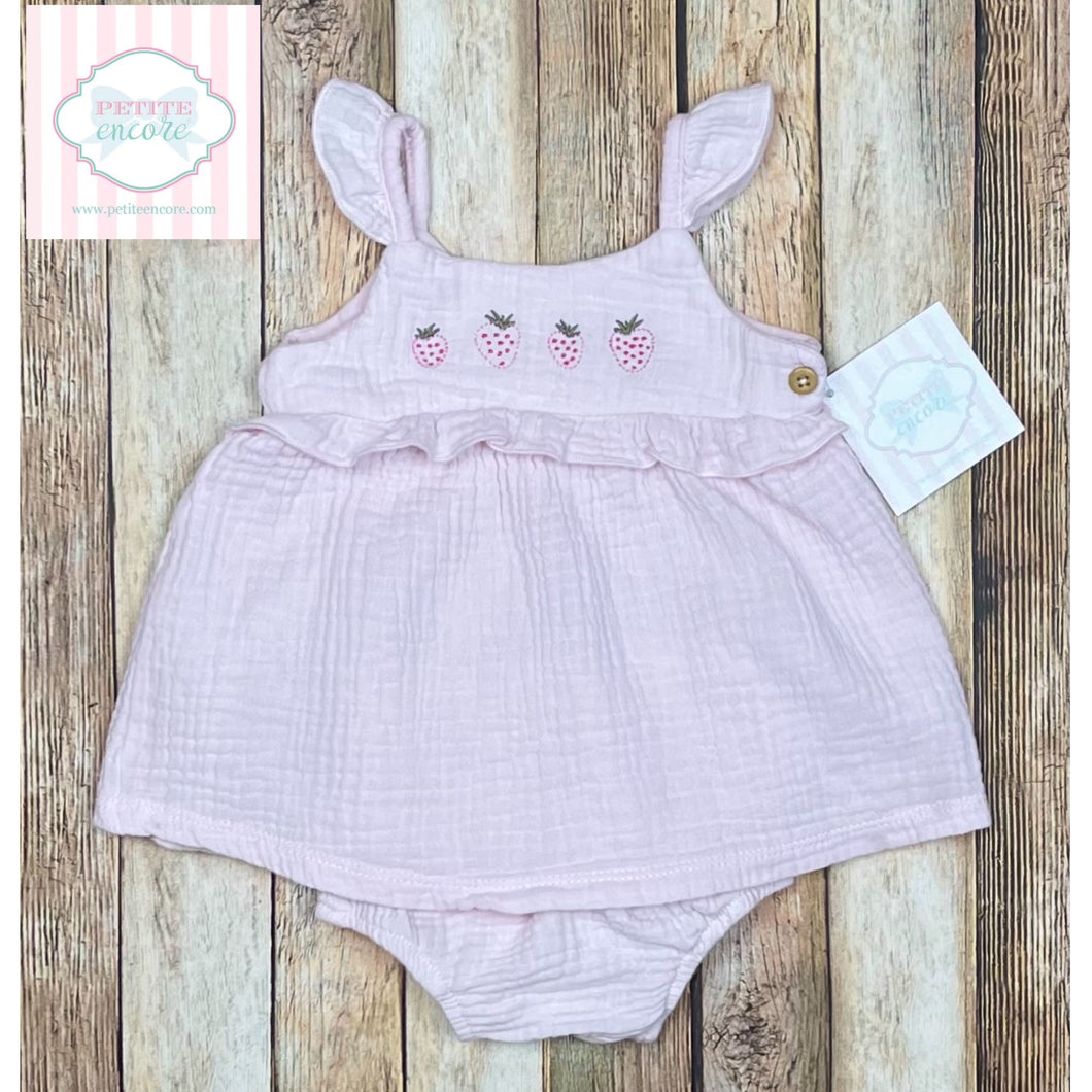 Strawberry themed two piece 3-6m