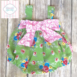 Floral bubble with bow detail 9m