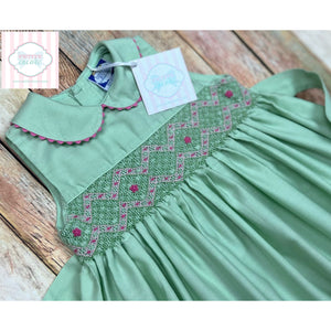 Carriage Boutiques smocked dress 2T
