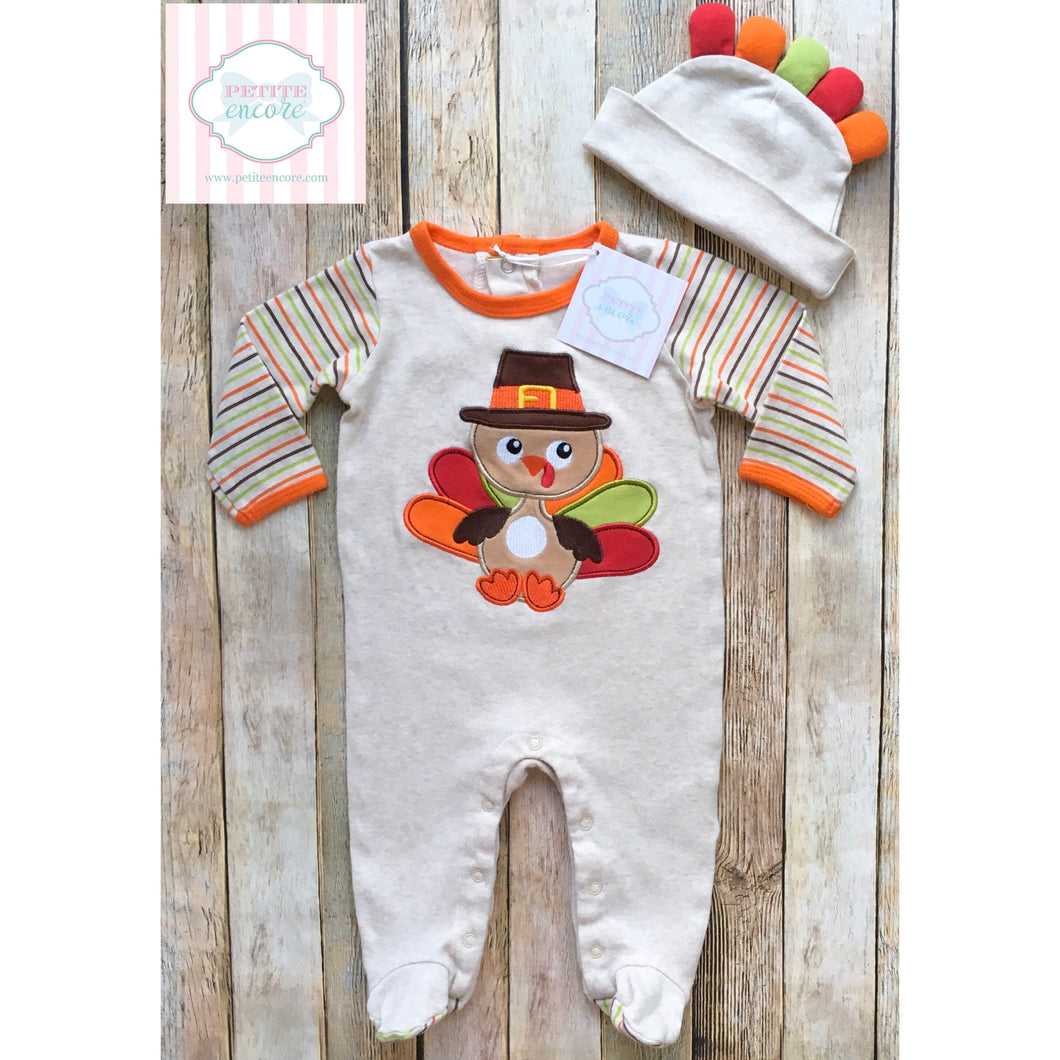 Thanksgiving themed one piece with hat 6m