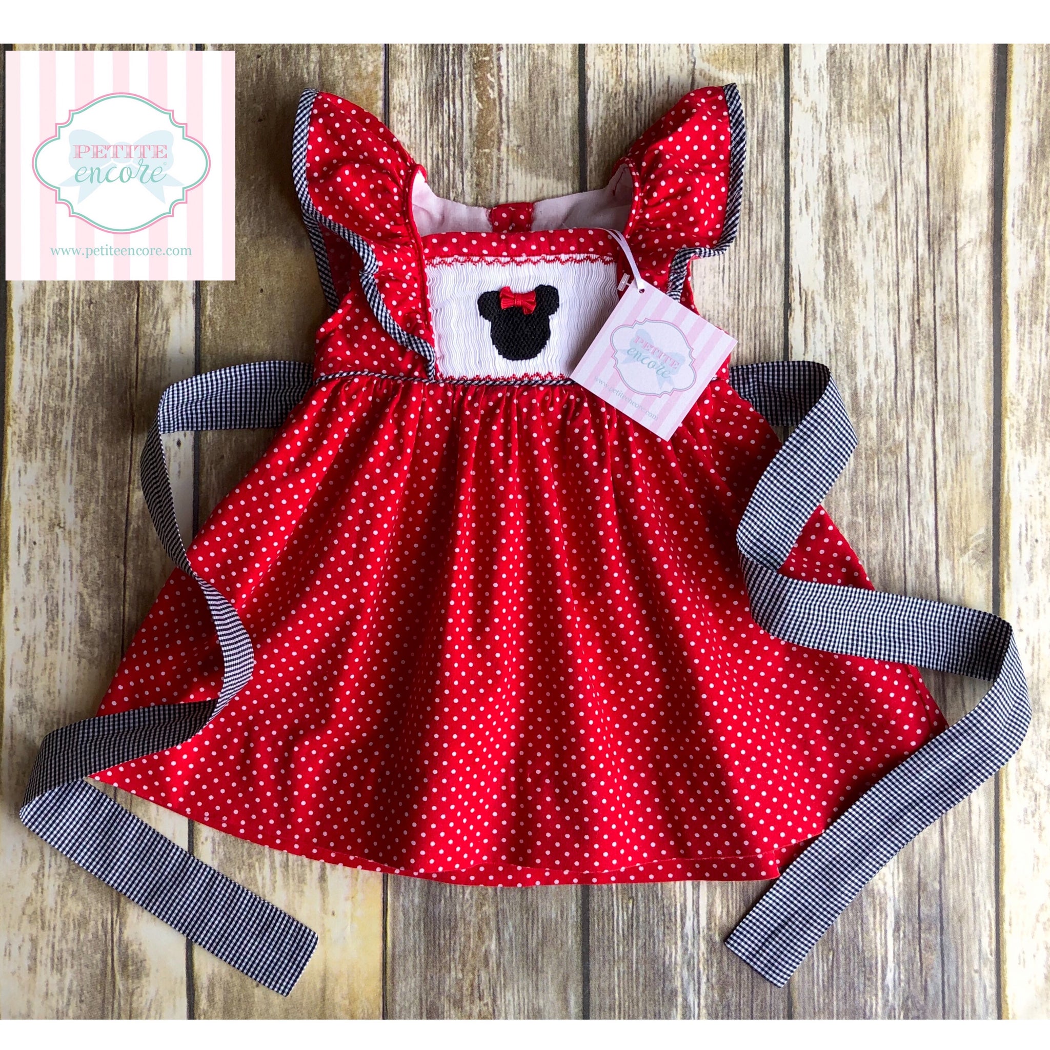 Smocked Minnie themed dress by Babeeni 6m – Petite Encore Smocked Minnie themed dress by Babeeni 6m – Petite Encore